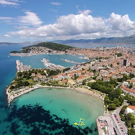 With Wifi - 9240 Split