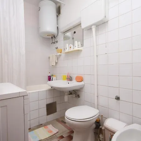 Casa de hóspedes With Wifi - 9240 *